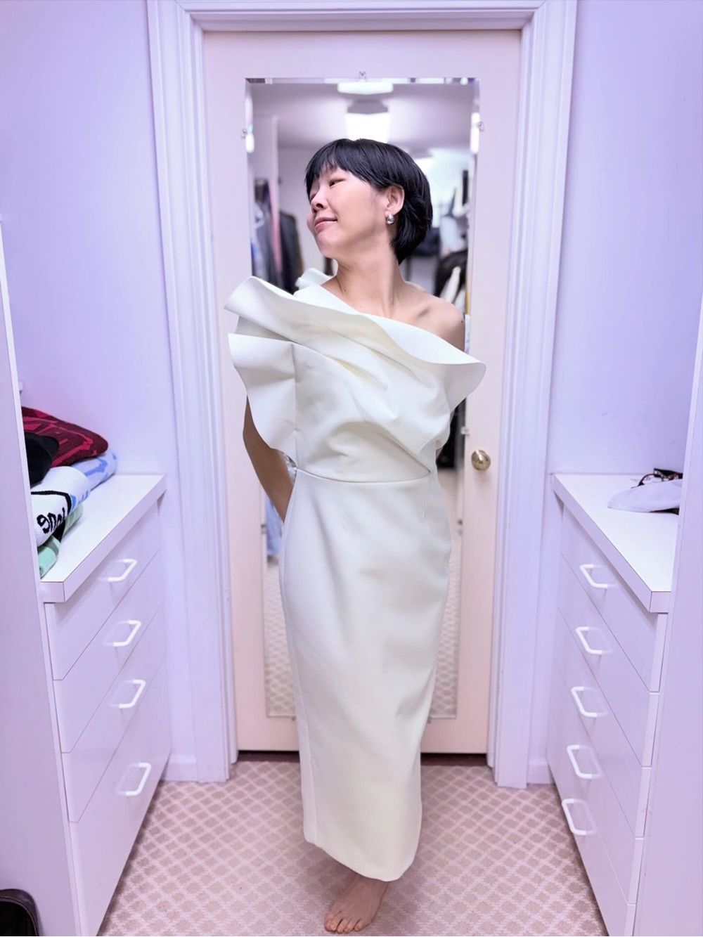 NWOT Rachel Gilbert Elegant One-Shoulder Sculpted Ivory Dress, Size US 6